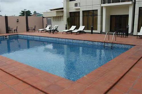 Pearl Court Residence & Hotels Lagos Buitenkant foto